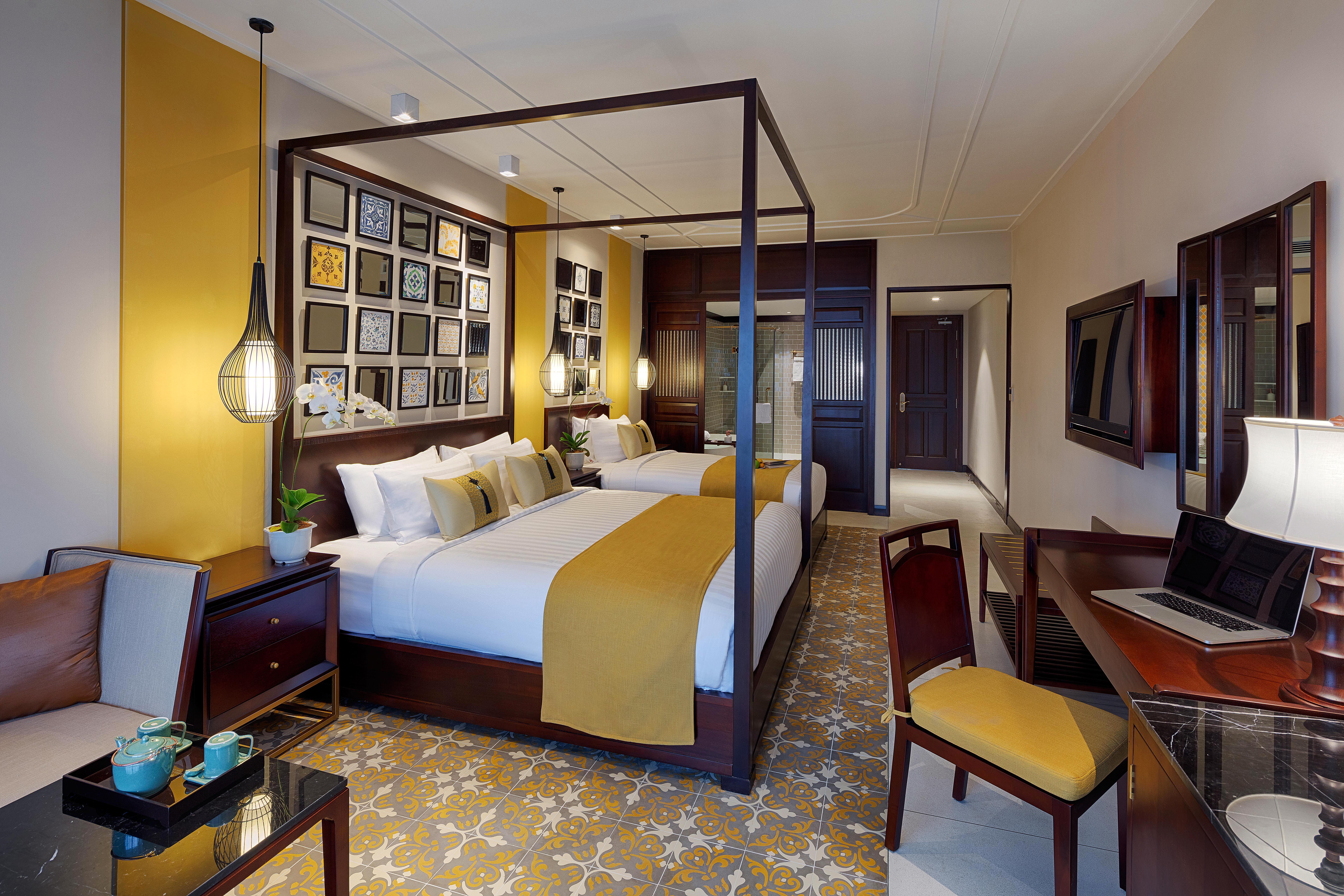 Allegro Hoi An . A Little Luxury Hotel & Spa Экстерьер фото A suite at the Taj Bengal
